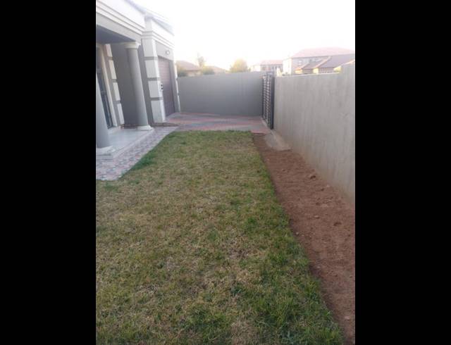 3 BEDROOM HOUSE FOR SALE IN ROODEKOP